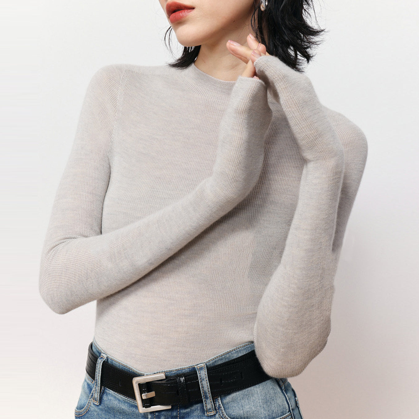 Solid Color Round Neck Long Sleeve Knit Bottom Shirt