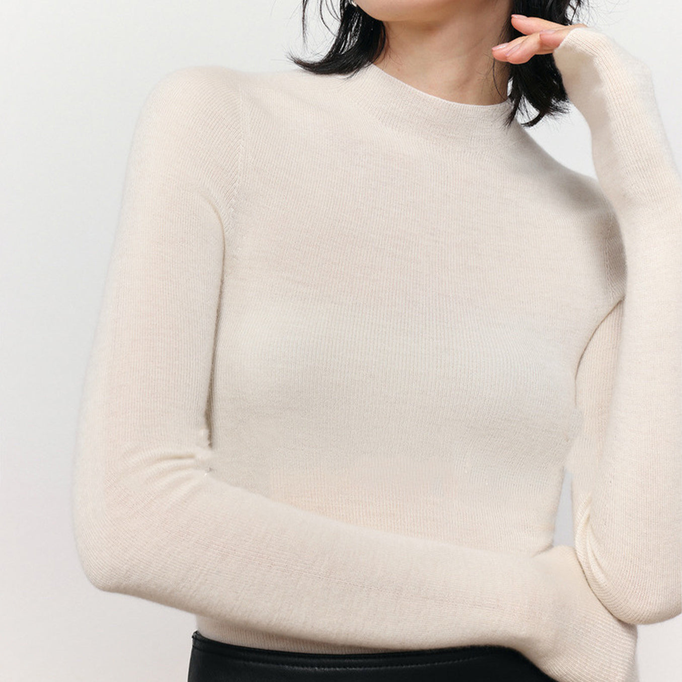 Solid Color Round Neck Long Sleeve Knit Bottom Shirt