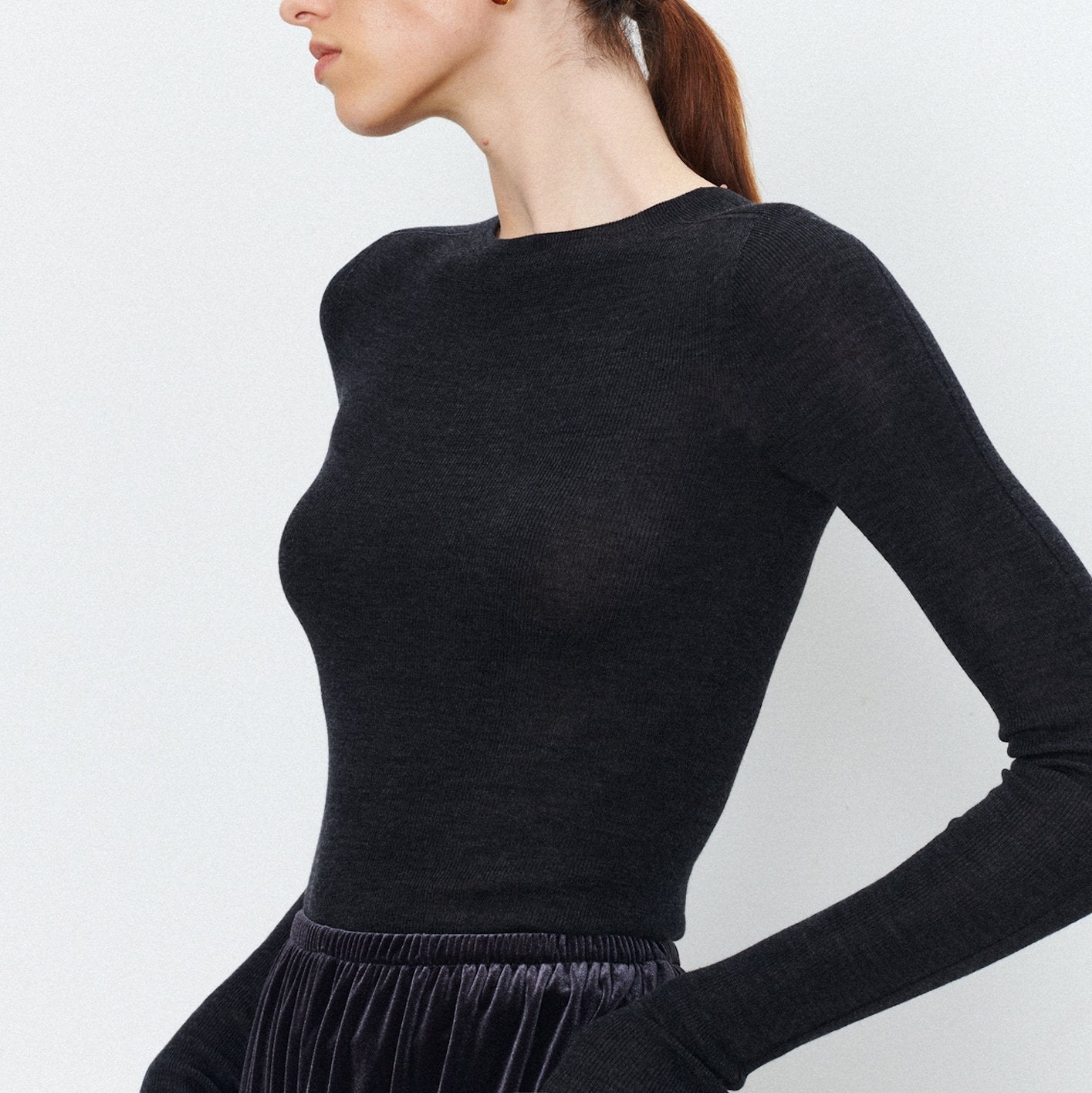 Solid Color Round Neck Long Sleeve Knit Bottom Shirt