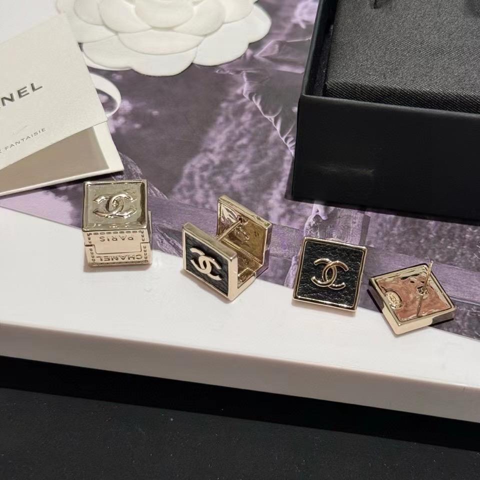 Square Earrings