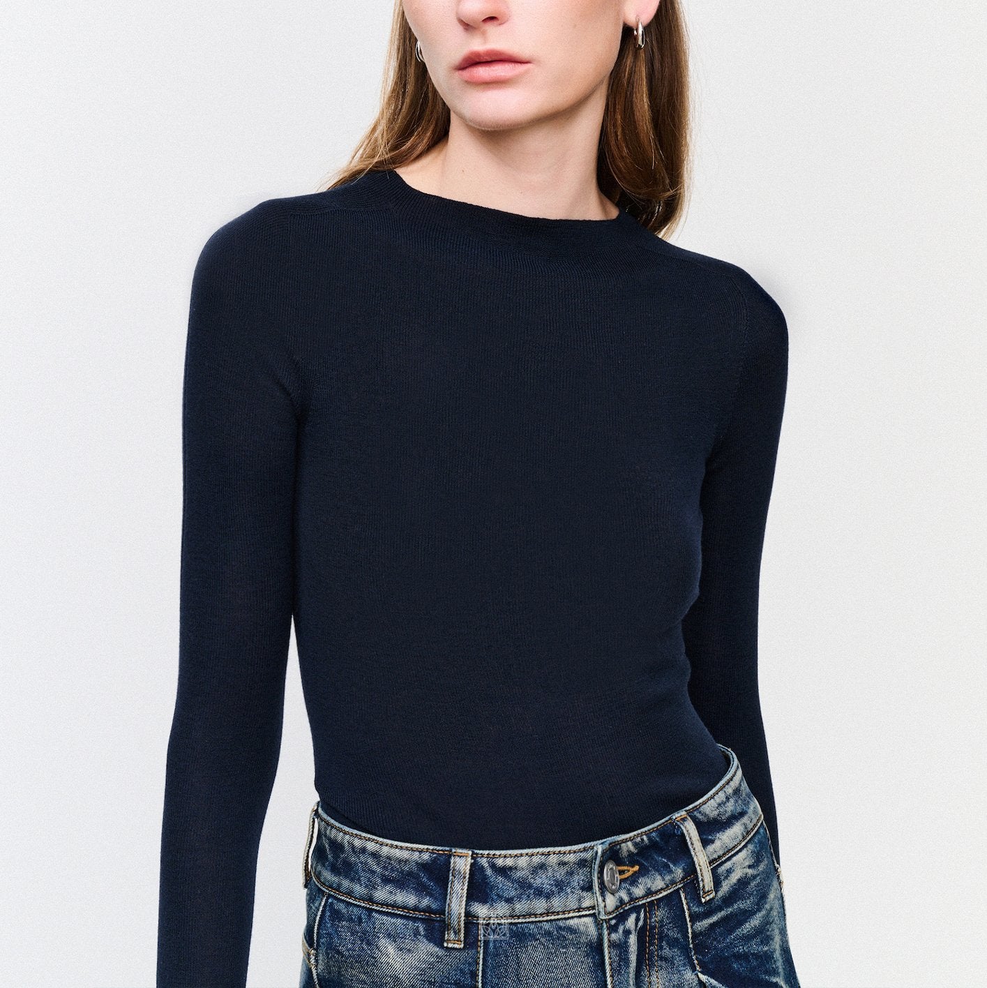 Solid Color Round Neck Long Sleeve Knit Bottom Shirt