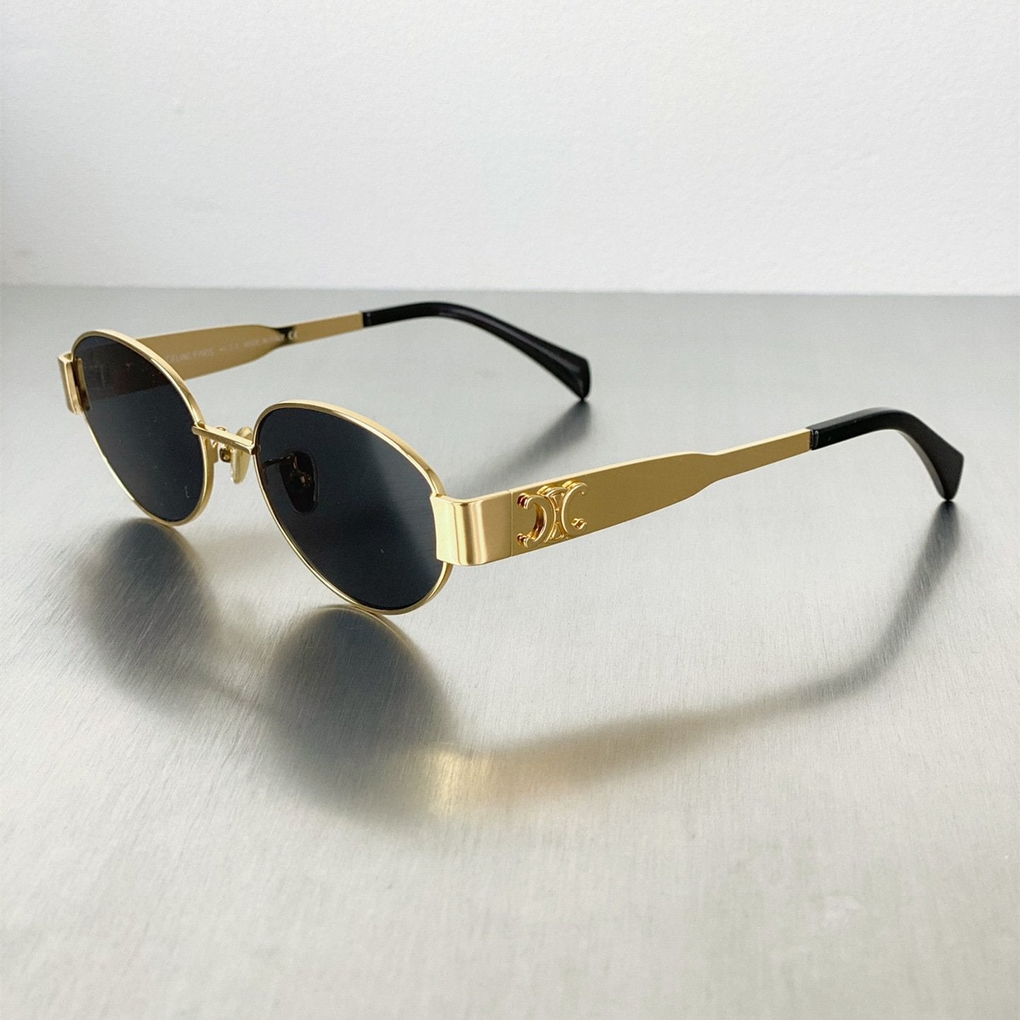 Metal Frame Oval Sunglasses