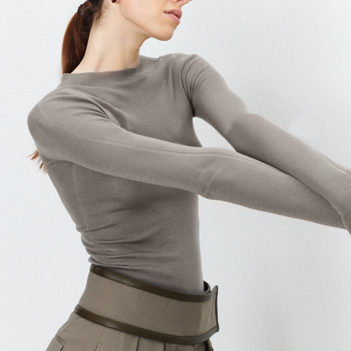 Solid Color Round Neck Long Sleeve Knit Bottom Shirt