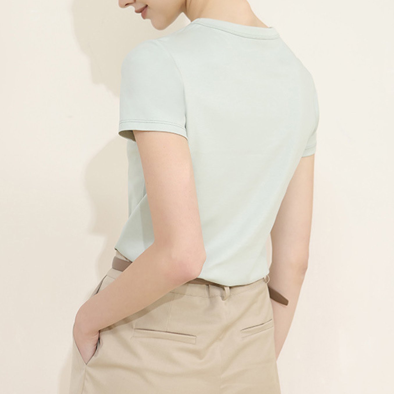 Solid Color Round Neck Short Sleeve Top