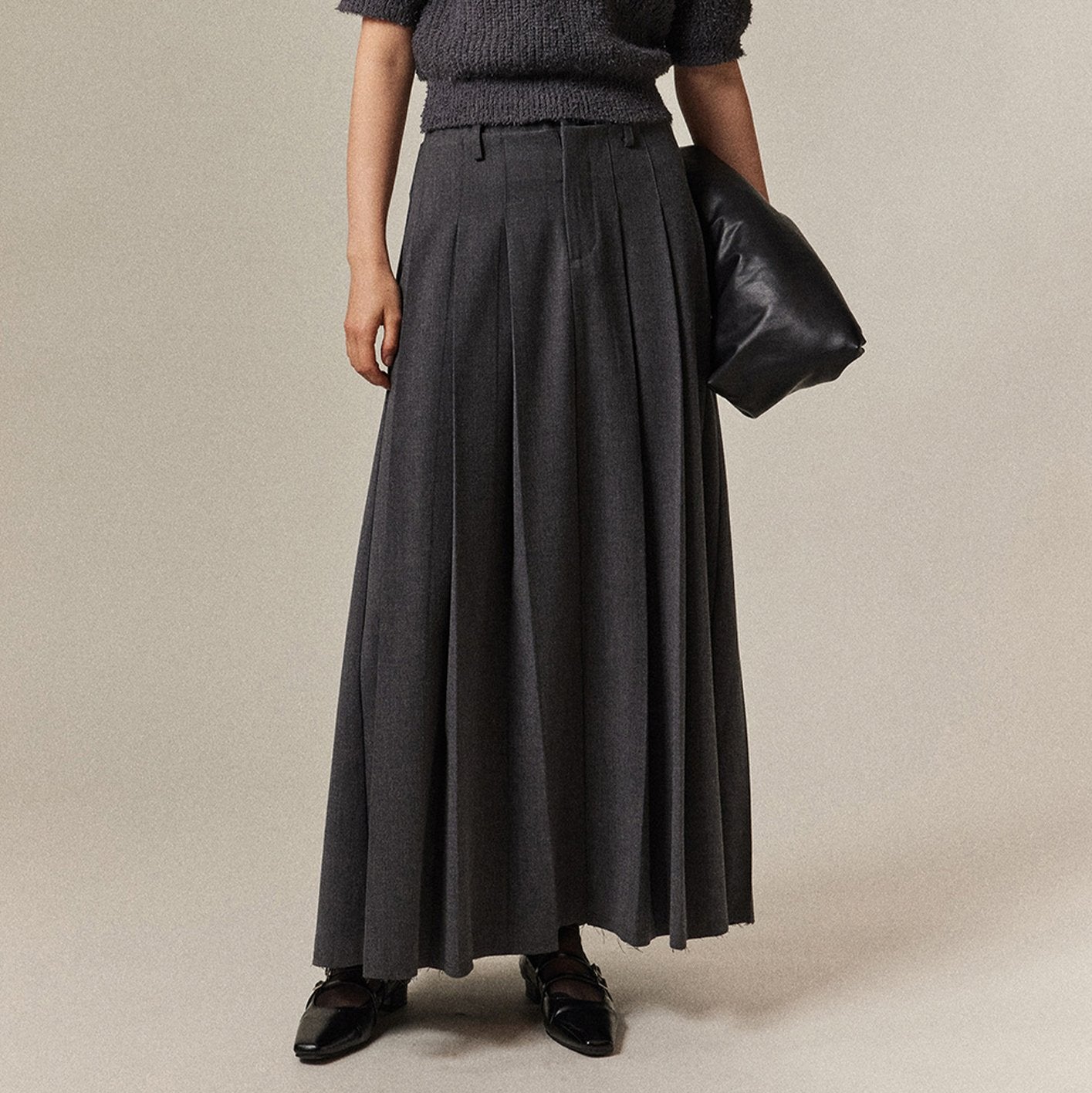 Solid Color Pleated Raw Edge Hem Long Skirt